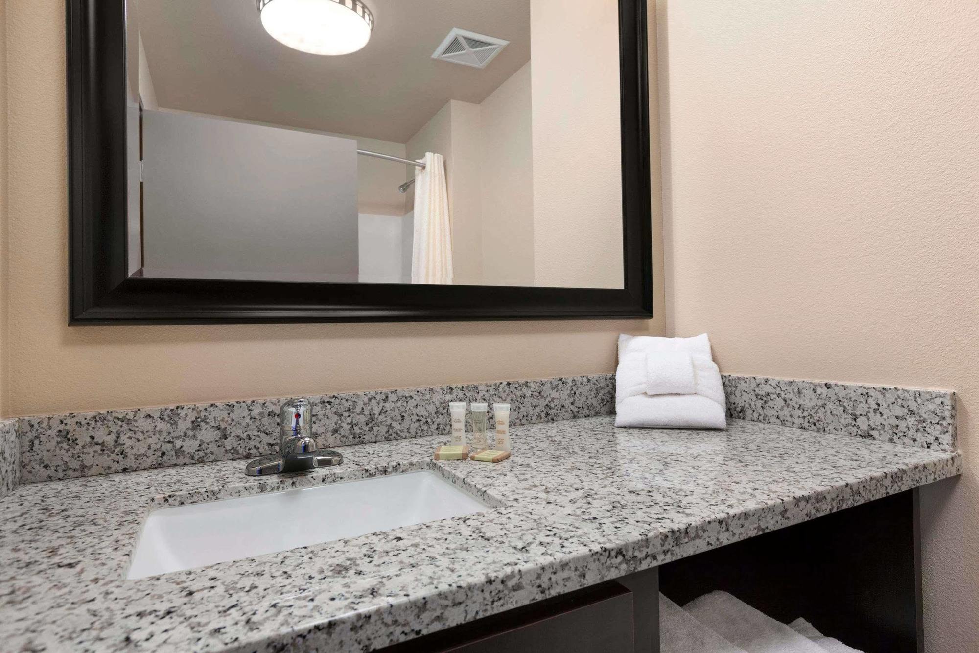 Best Western Roosevelt Place Bismarck Luaran gambar